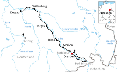 Karte des Elberadwegs von Dessau über Wittenberg, Torgau, Riesa und Meißen nach Dresden. Schwarze Linie markiert die Route entlang der Elbe.