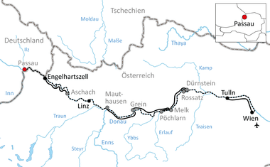 Karte des Donauradwegs von Passau nach Wien durch Österreich, über Engelhartszell, Linz, Grein, Melk, Tulln mit Flüssen und Grenzen.