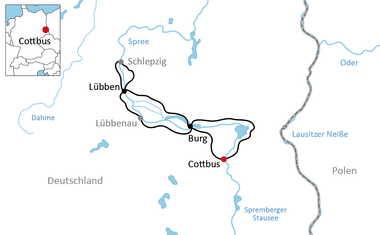 Karte mit Radroute von Lübben über Burg nach Cottbus in Deutschland. Route mit schwarzer Linie entlang der Spree nahe polnischer Grenze.