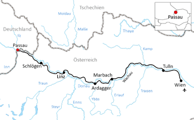 Map showing Danube cycle route through Austria from Passau to Vienna, passing through Schlögen, Linz, Marbach, Ardagger and Tulln along the Danube River.