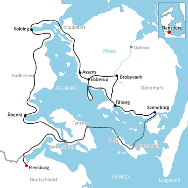 Karte mit Radroute von Flensburg durch dänische Fjordregion über Kolding, Assens, Fåborg, Svendborg bis Insel Ærø mit Wasserflächen in Blau.