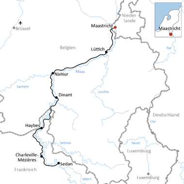 Karte mit Radweg von Maastricht über Lüttich, Namur, Dinant, Haybes und Charleville-Mézières nach Sedan entlang der Maas.