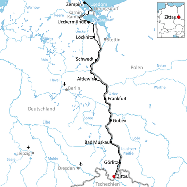 Map showing cycling route from Zittau through Görlitz, Frankfurt, Schwedt to Usedom along the Oder river in eastern Germany and Poland.